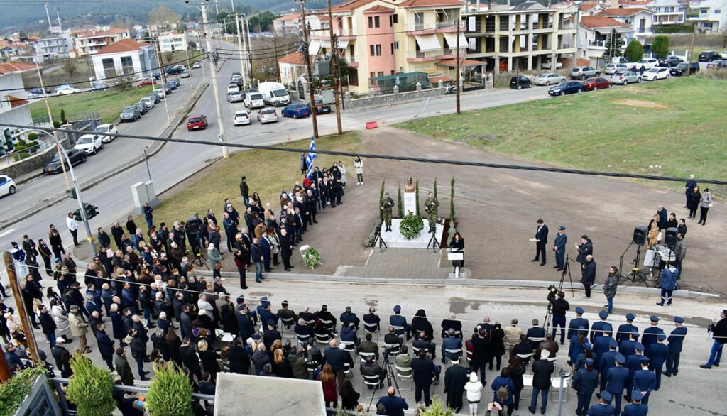 Προτομή Τουρούτσικας Τρίπολη (5)