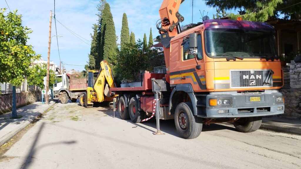 Πτώση δέντρου Πρόνοια Ναυπλίου Πολιτική Προστασία 3