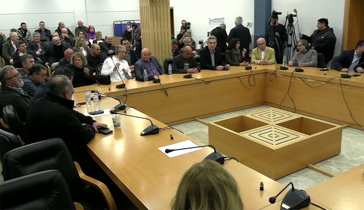 Ναύπλιο: Live η ειδική συνεδρίαση του δημοτικού συμβουλίου