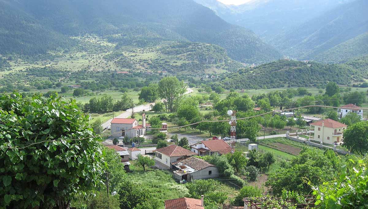 Καστανιά Κορινθίας: Ένα αυθεντικό ορεινό χωριό για χαλάρωση και εξερεύνηση