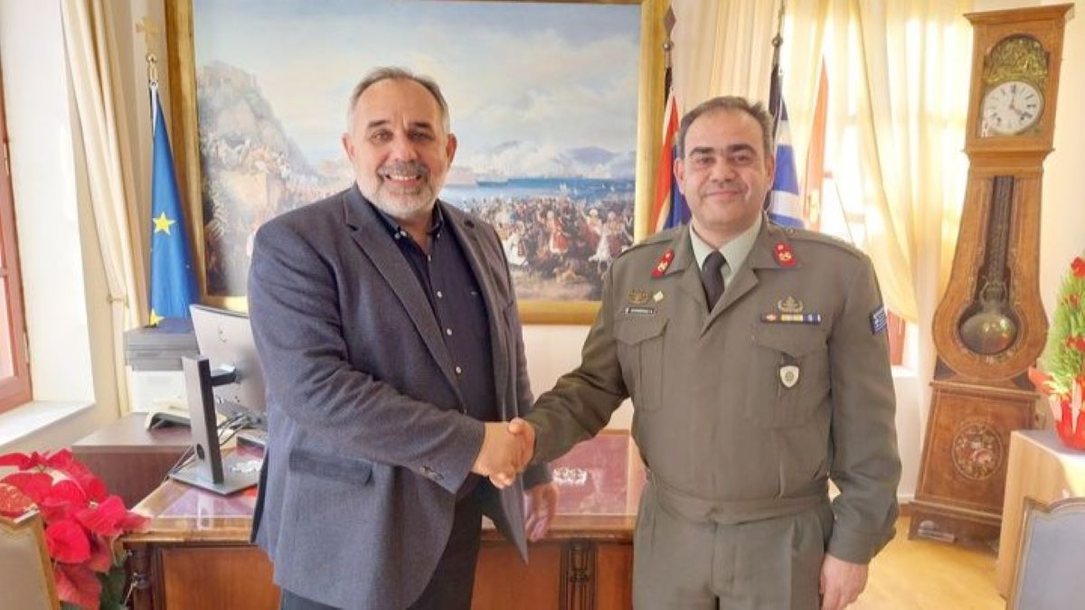 Ναύπλιο: Συνάντηση του Δημάρχου με τον Διευθυντή του Πολεμικού Μουσείου