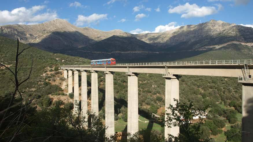 Τραίνο σιδηρόδρομος Πελοπόννησος γέφυρα Αχλαδοκάμπου