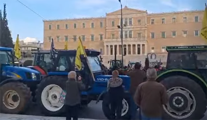 Τρακτέρ Σύνταγμα αγροτικό συλλαλητήριο