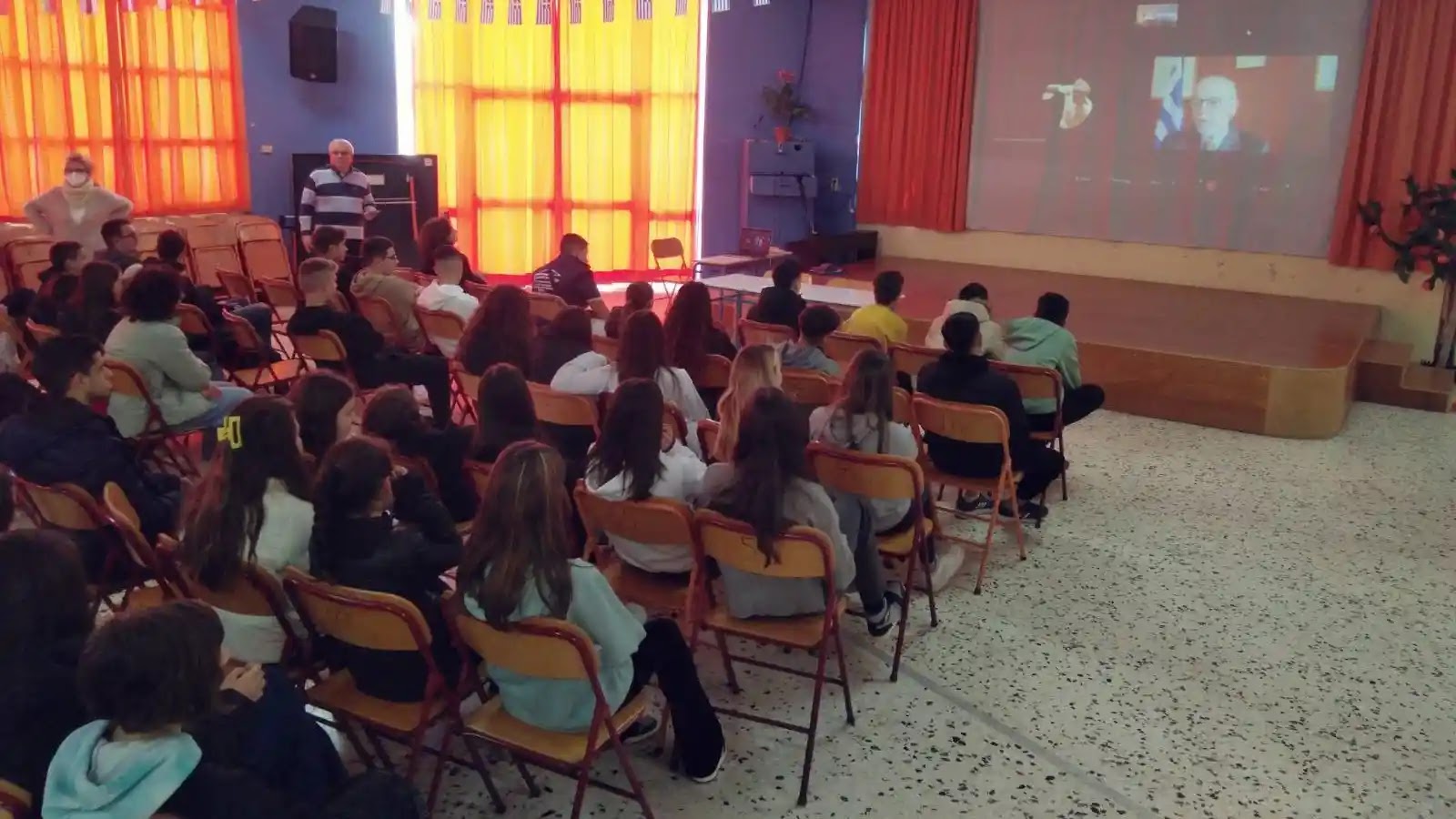 Μαθητές από το Ναύπλιο μίλησαν με τον πρέσβη της Ελλάδας στην Πορτογαλία
