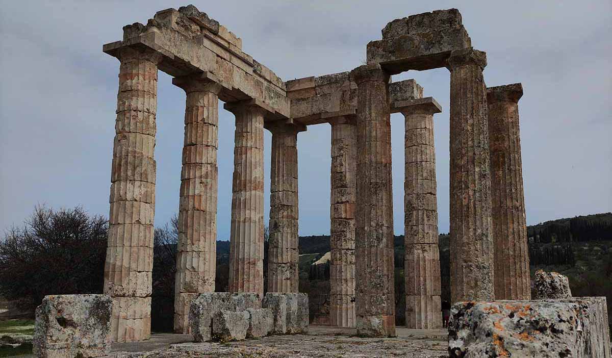 Αρχαία Νεμέα: Ένας από τους πιο σημαντικούς αρχαιολογικούς χώρους (Βίντεο)