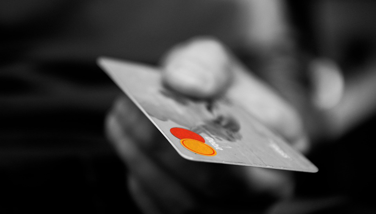Νέα απάτη με προπληρωμένες κάρτες στην Καλαμάτα – Πώς έκλεβαν τον περιπτερά