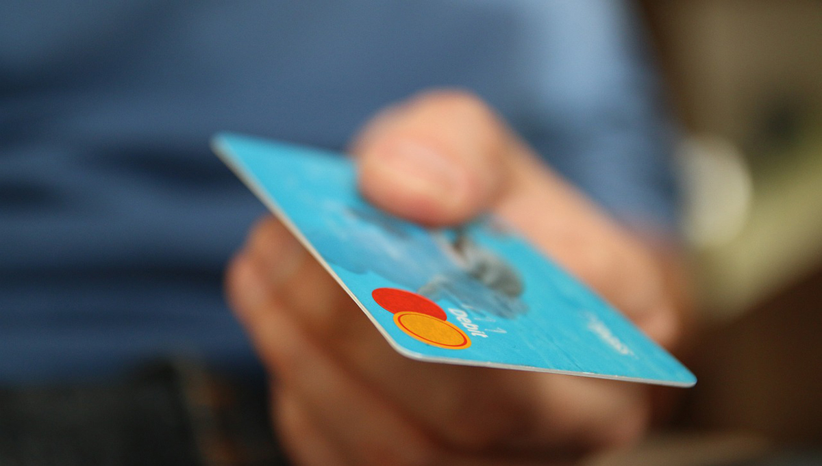 Μεσσηνία: Έκλεψε τραπεζικές κάρτες και εντοπίστηκε από τις ανέπαφες συναλλαγές