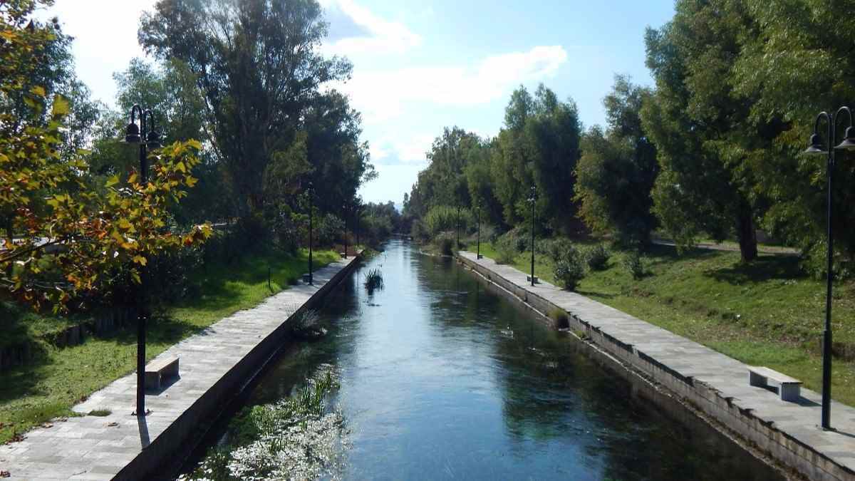 Θέλει να απαγκιστρωθεί από τις πηγές Πηδήματος ο Δήμος Καλαμάτας