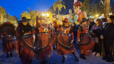 Αναπλιώτικο καρναβάλι 2024 Καρναβαλική παρέλαση και κάψιμο του καρνάβαλου στο Ναύπλιο