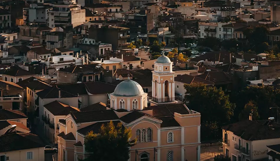 Πόσοι επιλέγουν να κάνουν Πάσχα στην Καλαμάτα