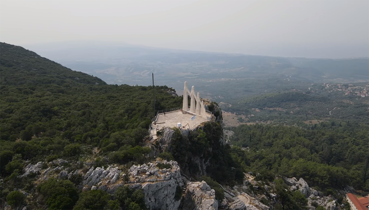 Οι Ηρωίδες Σουλιώτισσες στο Ζάλογγο και το μνημείο (Βίντεο)