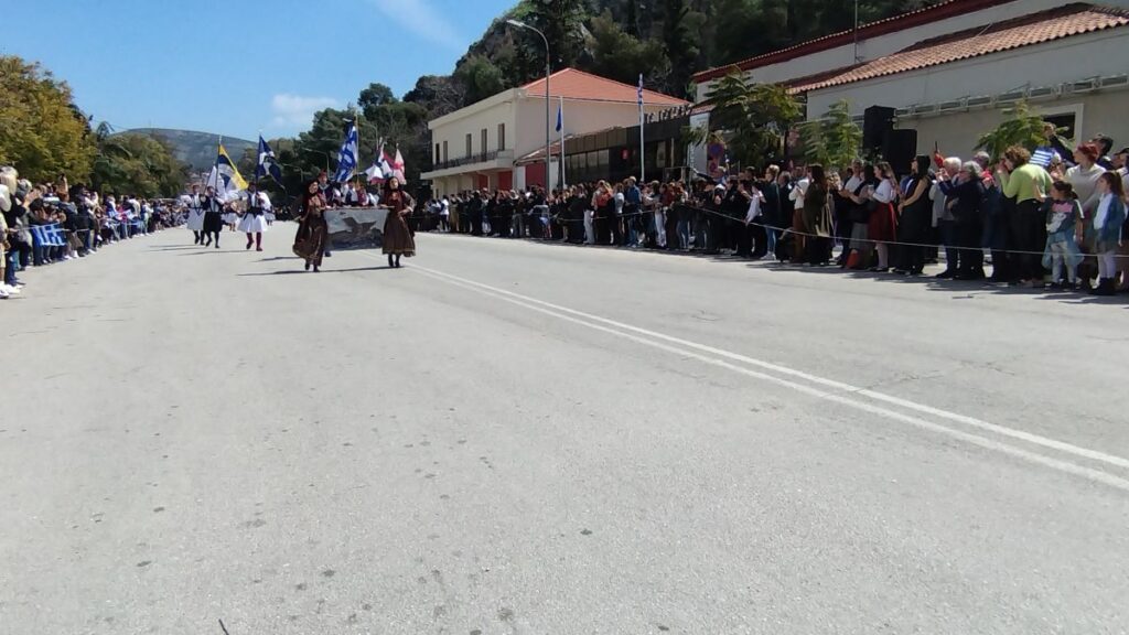 parelasi nafplio 25 martiou 10