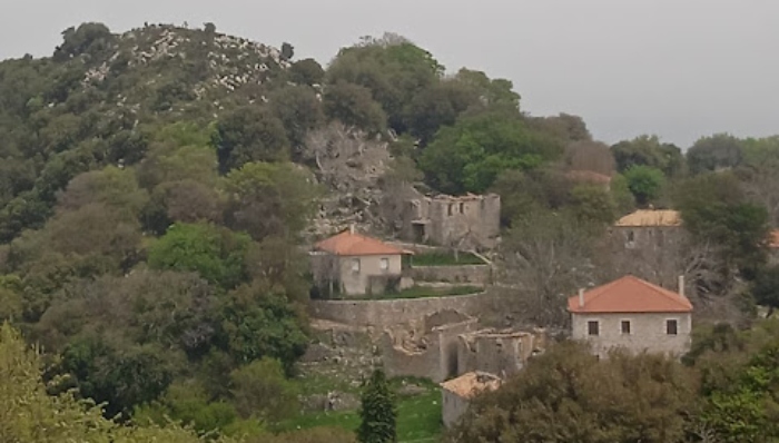 Αθέατη Μεσσηνία: Η γραφική Ασούταινα με τον έναν κάτοικο