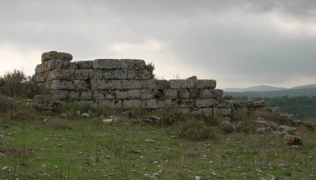Αυτό είναι το μοναδικό Ελληνικό αρχαίο φρούριο σε κάμπο