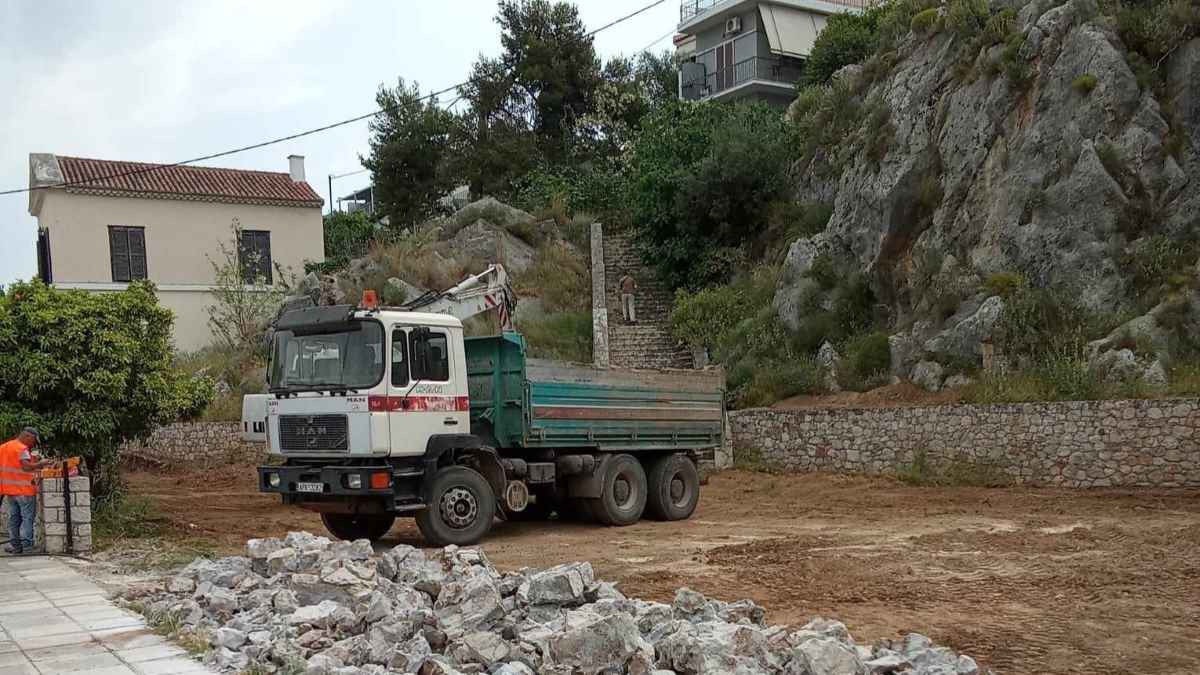 Δημιουργία πάρκου δίπλα στη Βίλα Ζυμβρακάκη στο Ναύπλιο