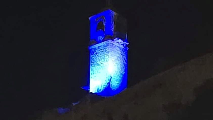 Ο Δήμος Ναυπλιέων φώτισε «μπλε» το Ρολόι στην Ακροναυπλία για την Παγκόσμια Ημέρα Ευχής