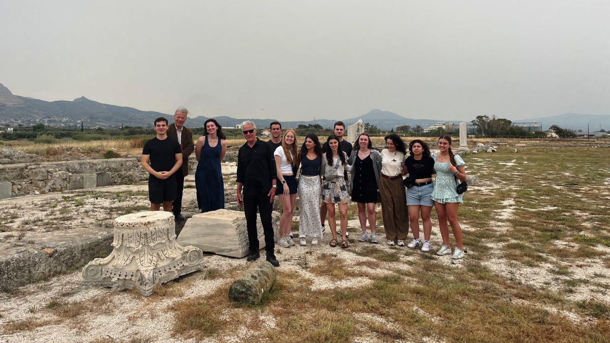 Κορινθία: Αμερικανοί φοιτητές αρχαιολογίας στο Αρχαίο Λιμάνι Λεχαίου
