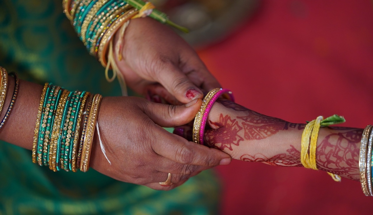 Λουτράκι: Κόρη ζάπλουτου Ινδού παντρεύεται Έλληνα επιχειρηματία