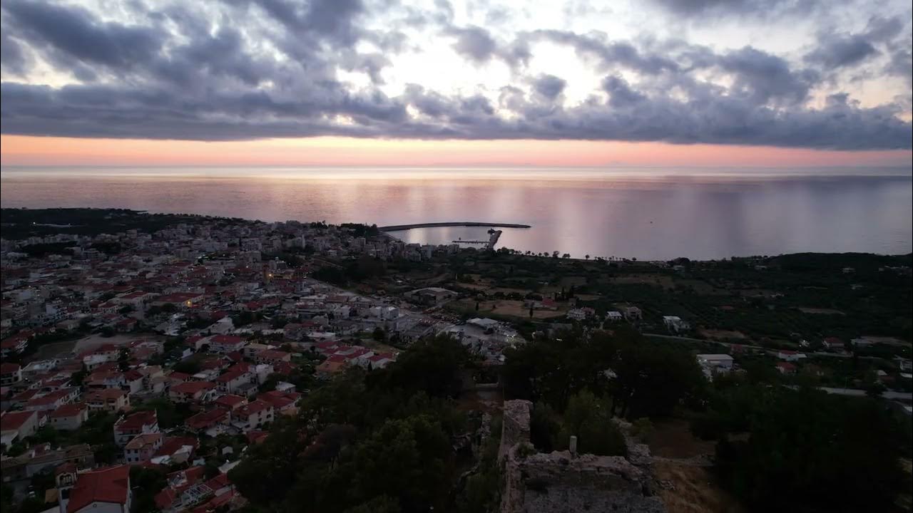 Κυπαρισσία: Μαγευτικό σκηνικό με φόντο το Ιόνιο πέλαγος