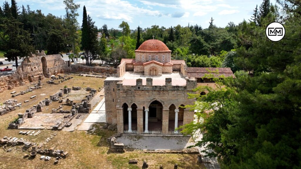 Μονή Δαφνίου