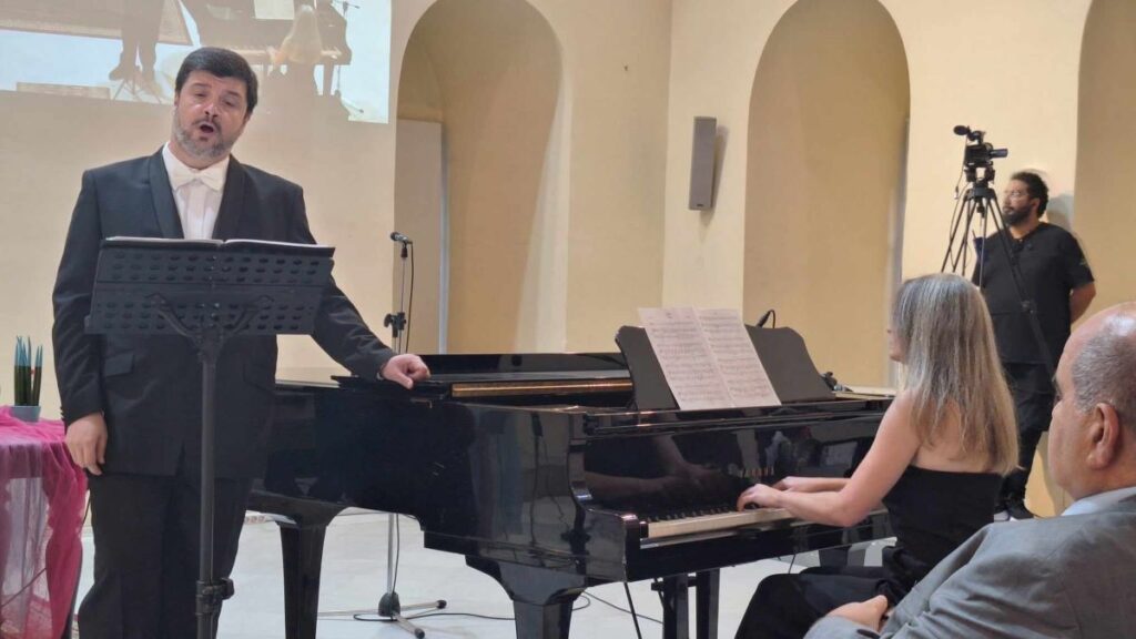 ekdilosi o kyklos tis zois 3