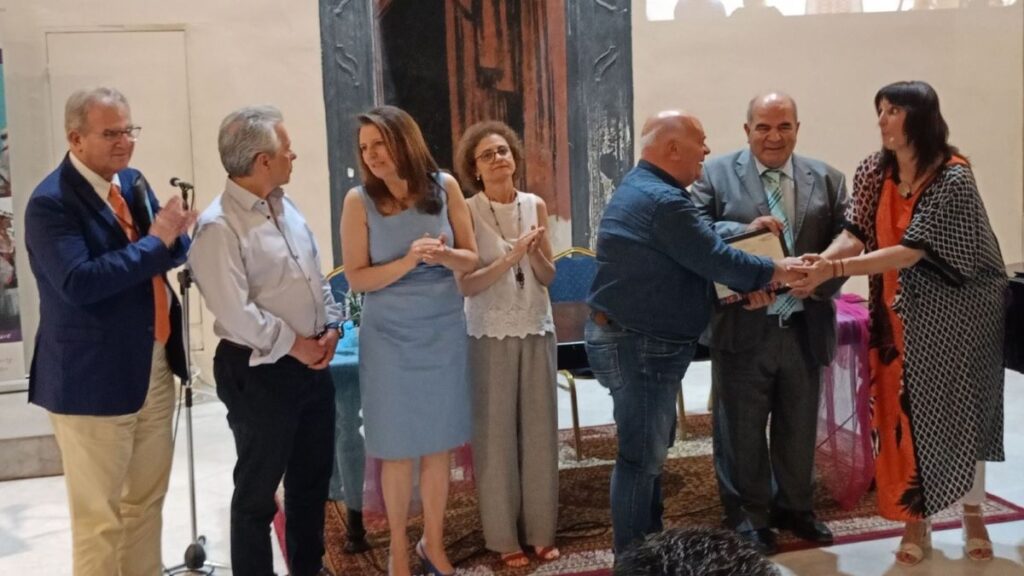 ekdilosi o kyklos tis zois 5