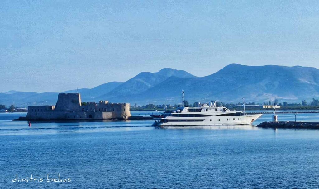 Κρουαζιερόπλοια Ναύπλιο Μπέκας