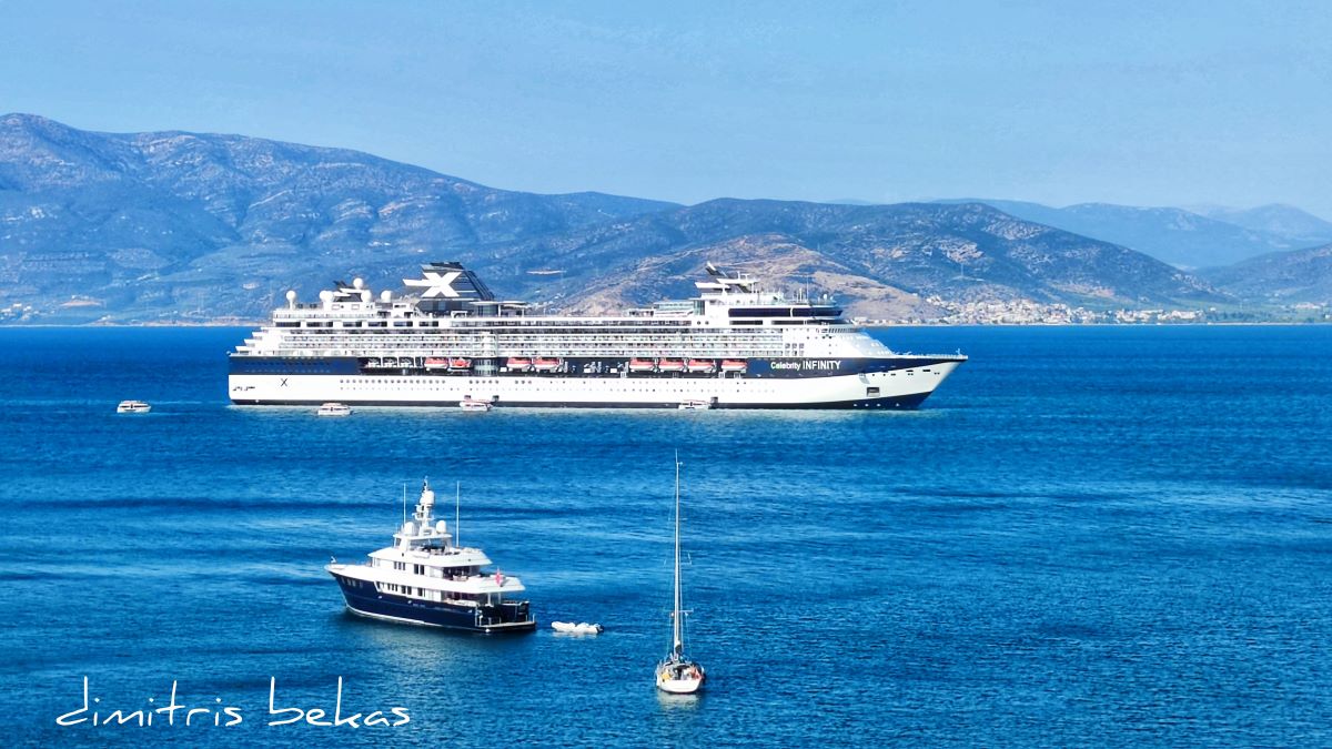 Ναύπλιο: Ανάμεσα στην κομψότητα του Celebrity Infinity και την παραδοσιακή γοητεία του Wind Star