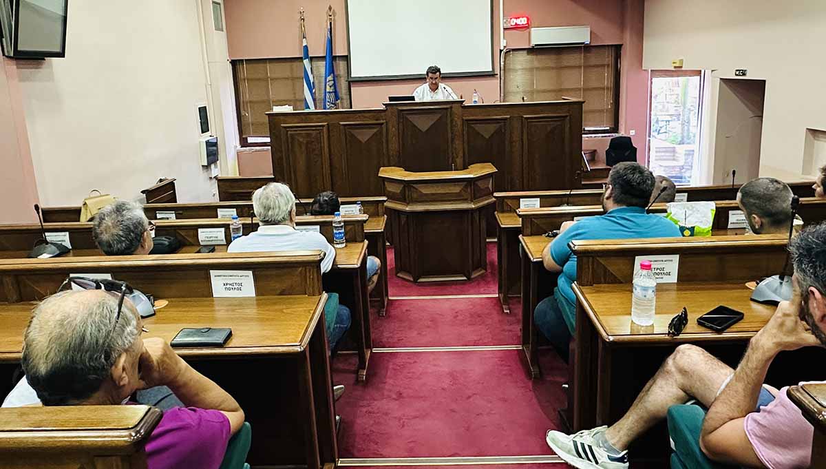 Άργος: Συνεχίστηκε η διαβούλευση για τους κοινόχρηστους χώρους