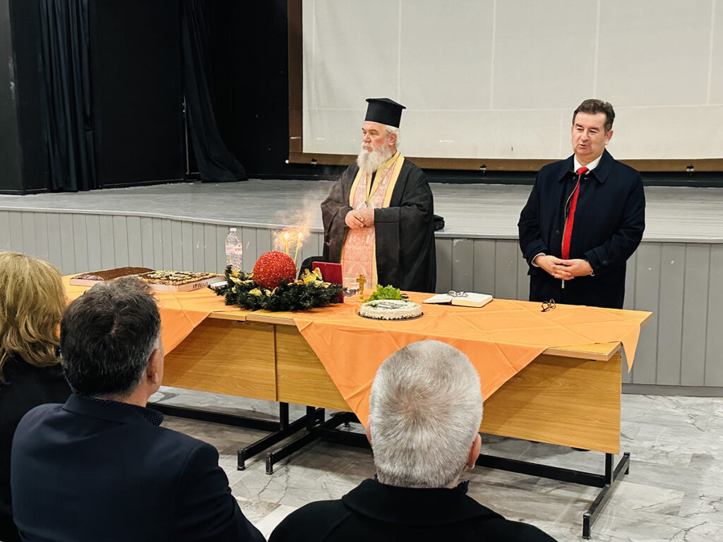 Νέα Κίος. Ο Δήμαρχος Γιάννης Μαλτέζος βράβευσε φοιτητές και μαθητές