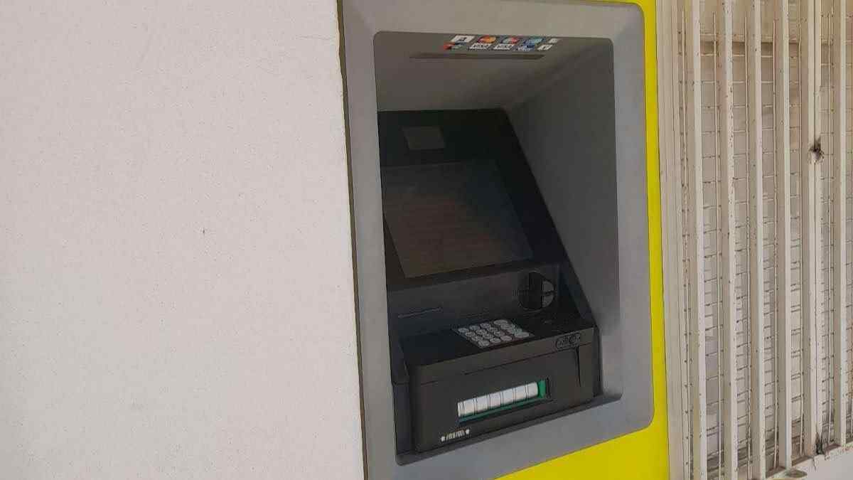 Χωρίς χρήματα τα ΑΤΜ στο Λουτράκι – Οργή του Δήμου για τις τράπεζες
