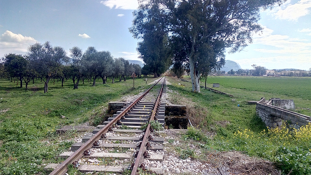 Η Πελοπόννησος χρειάζεται ξανά το τρένο της