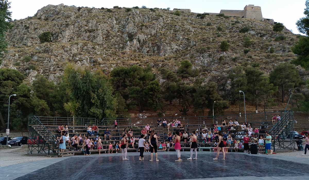 Η Γιώτα Τζουάνη στο Ναύπλιο με τη νέα της κωμωδία «Σόδομα και Γόμορρα»