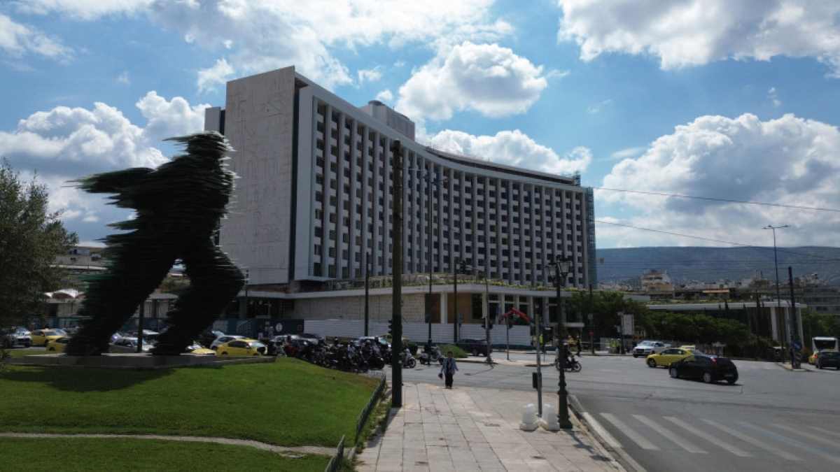 The Ilisian: Η επανεκκίνηση ενός αθηναϊκού τοπόσημου – Οι πρώτες εικόνες του πρώην Hilton