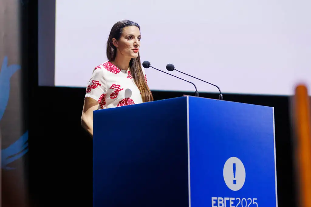 Μεγάλη διάκριση για το Φεστιβάλ Αθηνών Επιδαύρου και το δημιουργικό γραφείο Beetroot