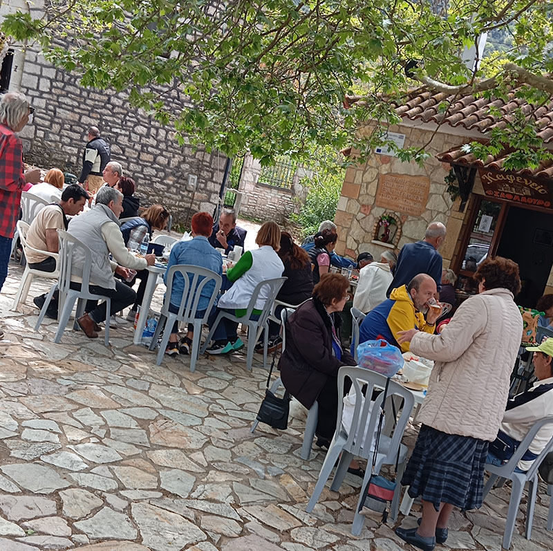 Ιστορική σύναξη και πεζοπορική εξόρμηση στο Λαντζουνατο Τριφυλίας τη πρωτομαγιά με τα Γεράκια