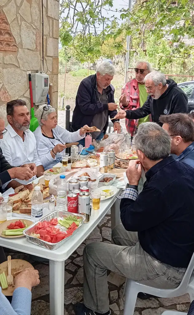 Ιστορική σύναξη και πεζοπορική εξόρμηση στο Λαντζουνατο Τριφυλίας τη πρωτομαγιά με τα Γεράκια