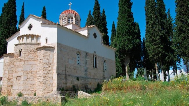 Θήβα Ιερός Ναός Ευαγγελιστή Λουκά