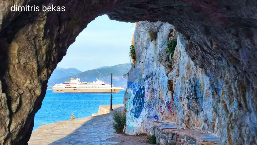 κρουαζιερόπλοιο L’Austral Ναύπλιο - krouazieroplio nafplio