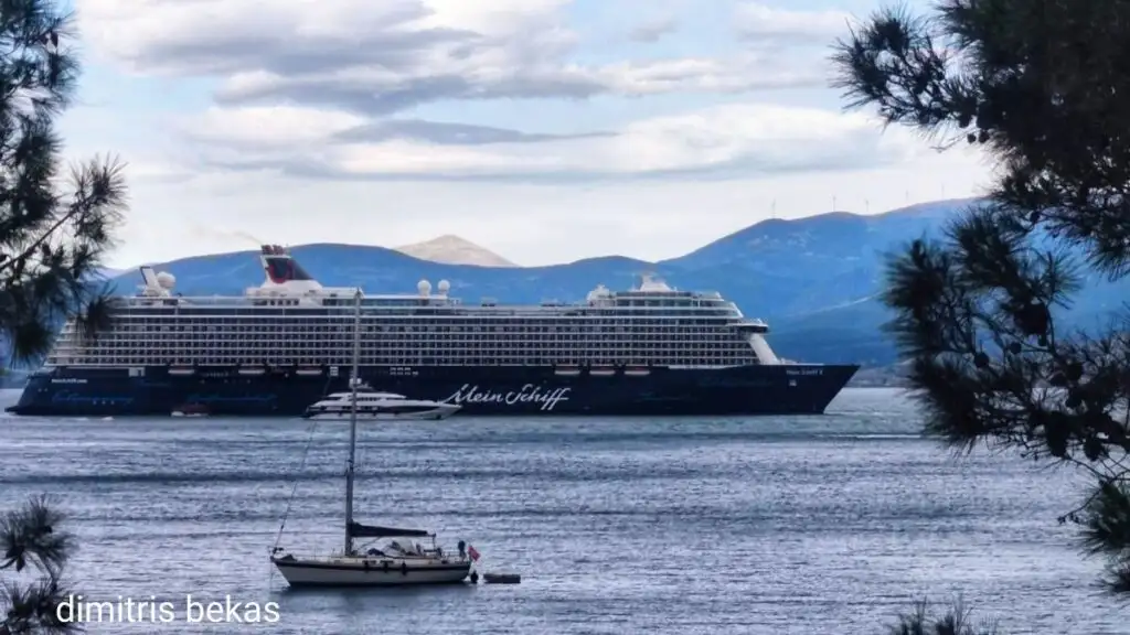 κρουαζιερόπλοιο Ναύπλιο Mein Schiff 4