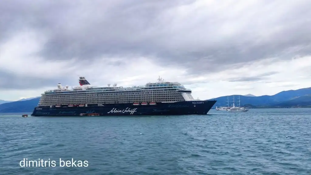 κρουαζιερόπλοιο Ναύπλιο Mein Schiff 4