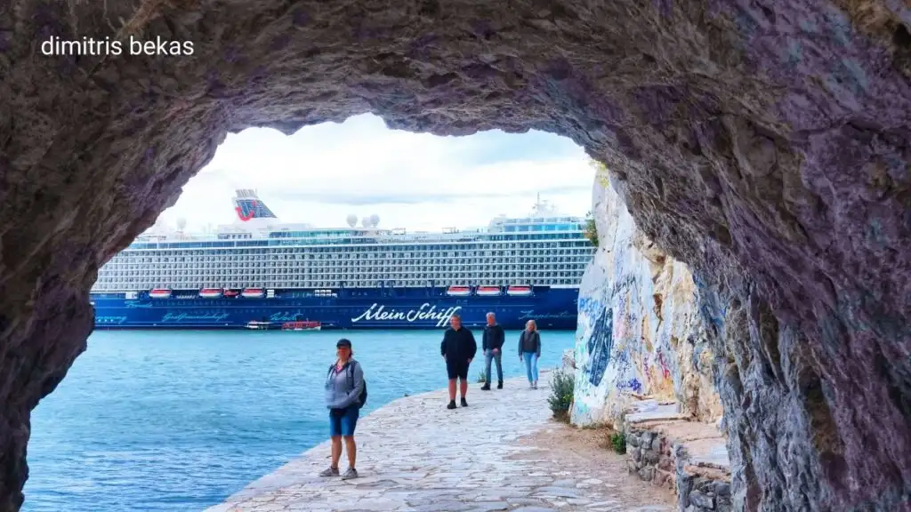κρουαζιερόπλοιο Ναύπλιο Mein Schiff 4
