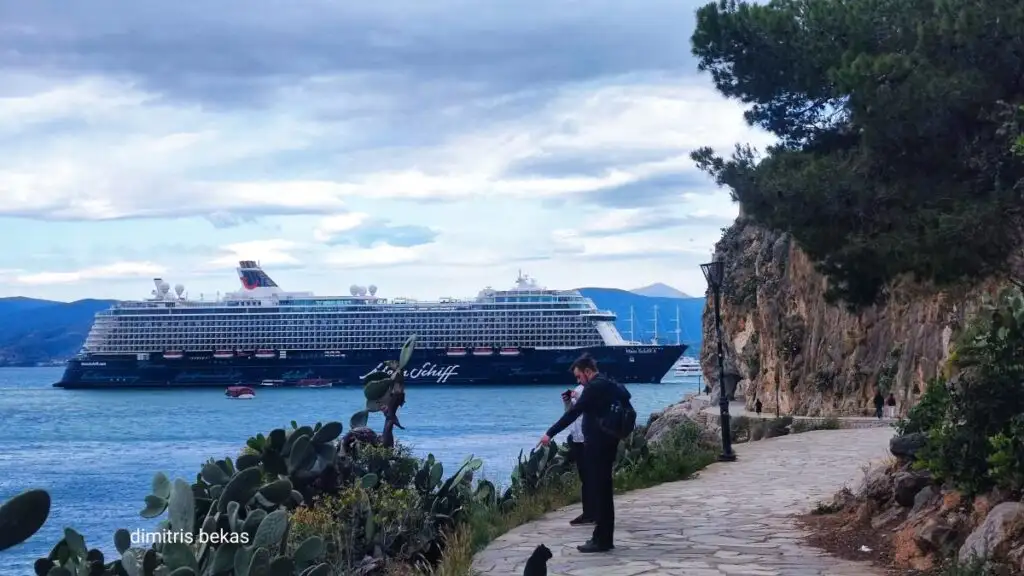 κρουαζιερόπλοιο Ναύπλιο Mein Schiff 4