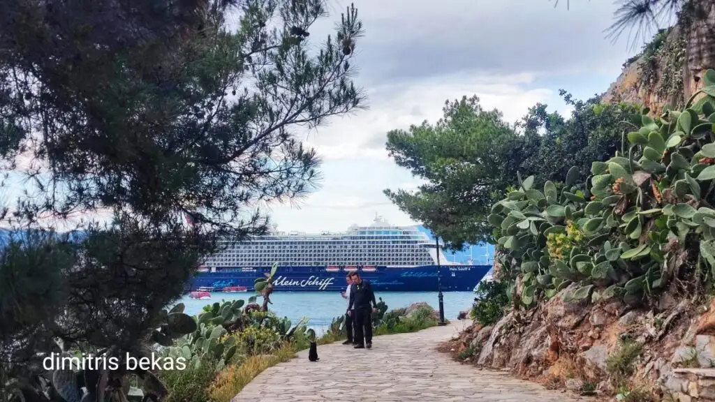 κρουαζιερόπλοιο Ναύπλιο Mein Schiff 4