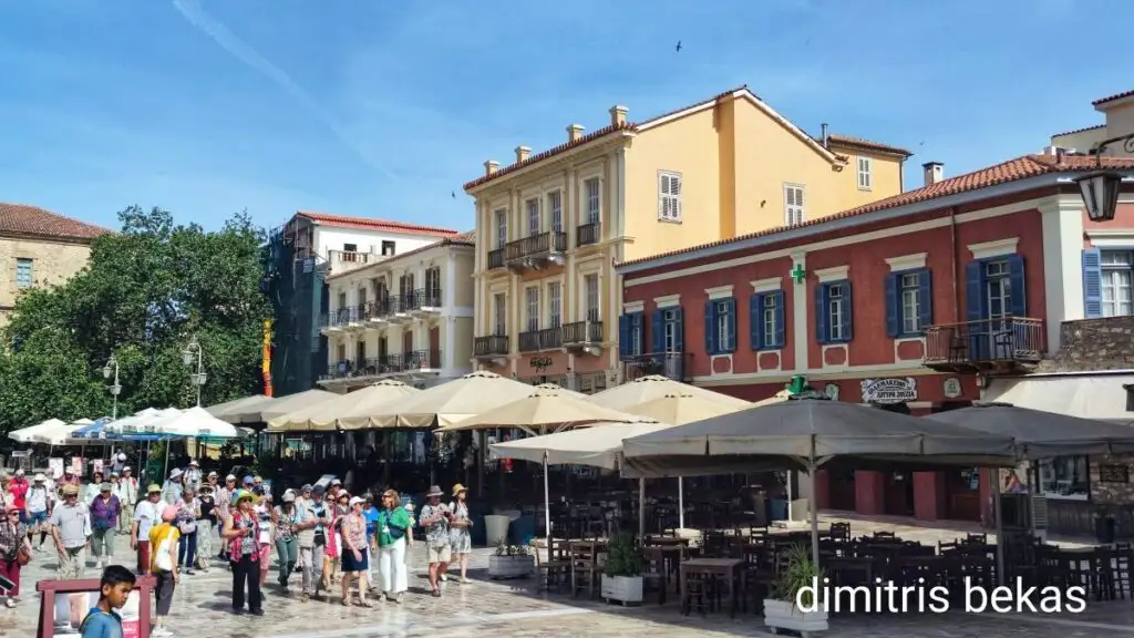 Ναύπλιο κόσμος τουρίστες