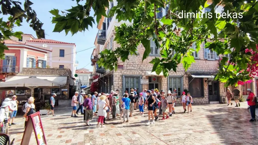 Ναύπλιο κόσμος τουρίστες