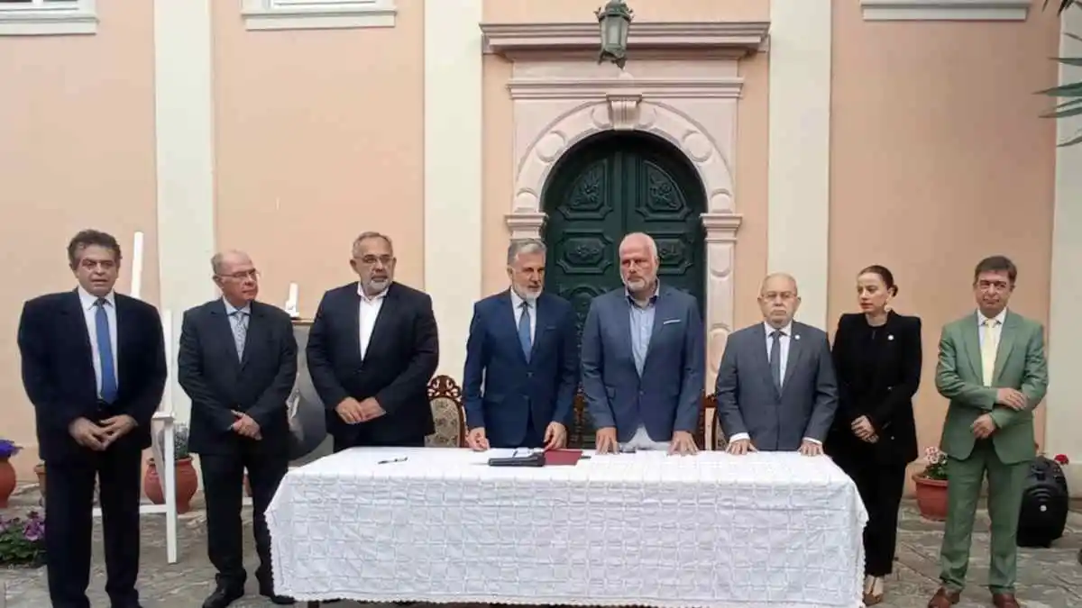 Ιδρυση του Δικτύου Δήμων «Ι. Καποδίστριας» – Ο δήμαρχος Ναυπλιέων στην Κέρκυρα