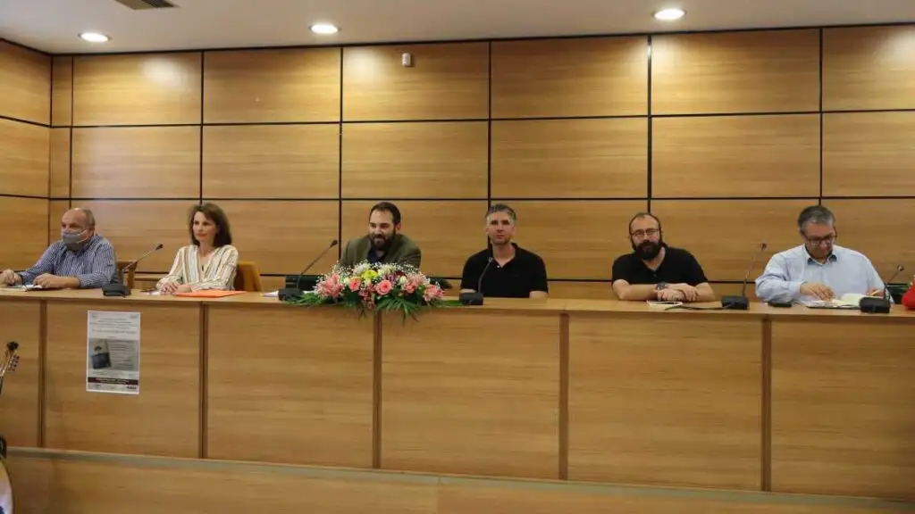 Παρουσίαση βιβλίου Γιάννη Ματθαιουδάκη "Ο νους μου τα βουνά κρατεί"