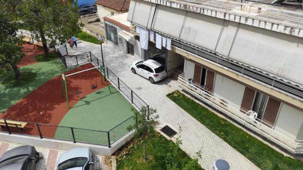 Πλατεία Μανουσάκη, στο Ναύπλιο -