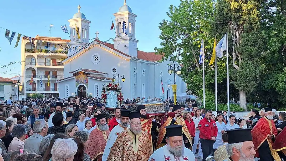 Με λαμπρότητα η Τρίπολη τίμησε τους Πολιούχους της Αγίους Δημήτριο και Παύλο